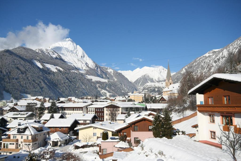 Ferienhaus Sonnenhang Matrei in Osttirol Exterior foto