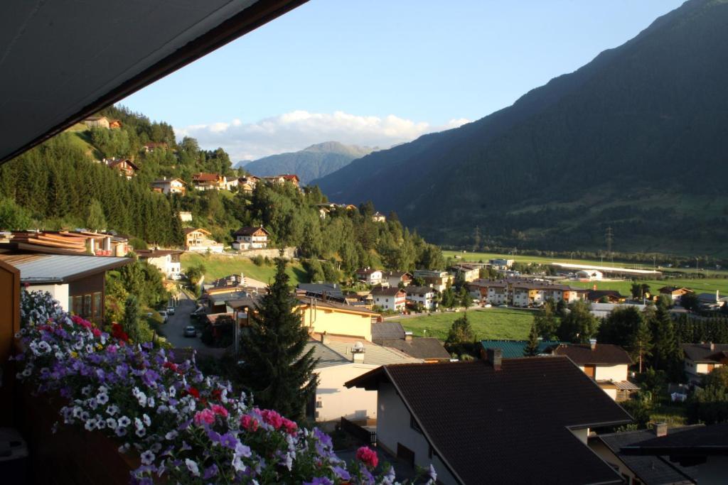 Ferienhaus Sonnenhang Matrei in Osttirol Habitación foto